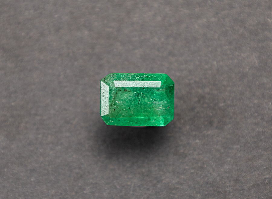 Emerald 5.8 Carat (Grade A)