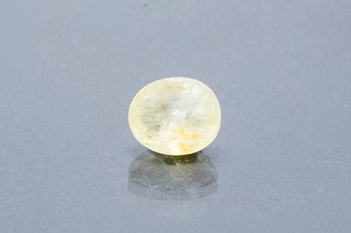 Yellow Sapphire (Ceylon) - 5.20 Carat
