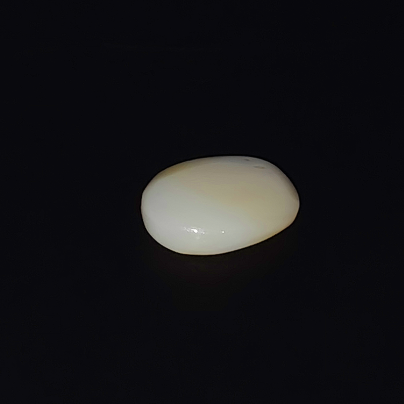 Opal - 4.40 Carat