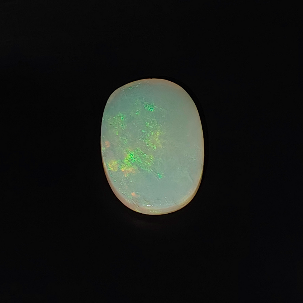 Opal - 5.63 Carat