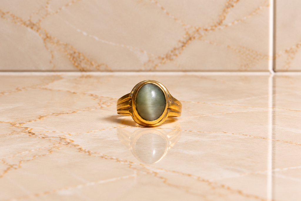Natural Cat’s Eye Panchdhatu Ring (6-7 Ratti)