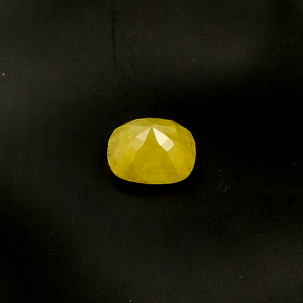 Yellow Sapphire (Burmese) - 6.79 Carat