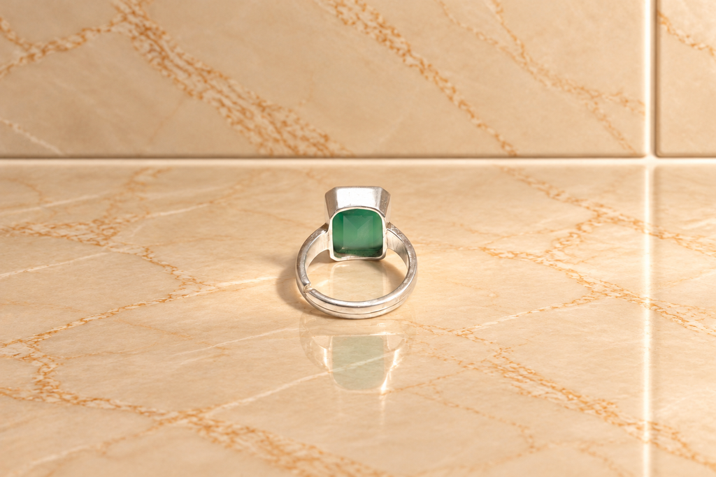 Natural Onyx Silver Ring (9-10 Ratti)