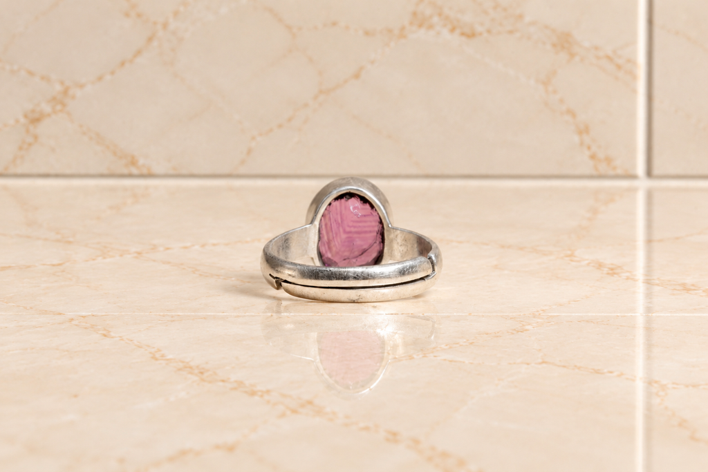 Natural Amethyst Silver Ring (6-7 Ratti)