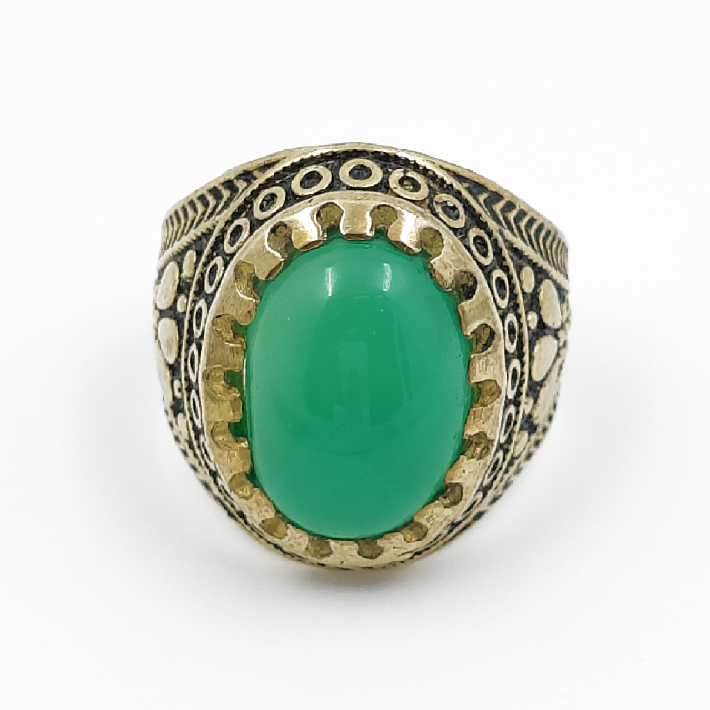 Royal Antique Onyx Ring (11 Carat)