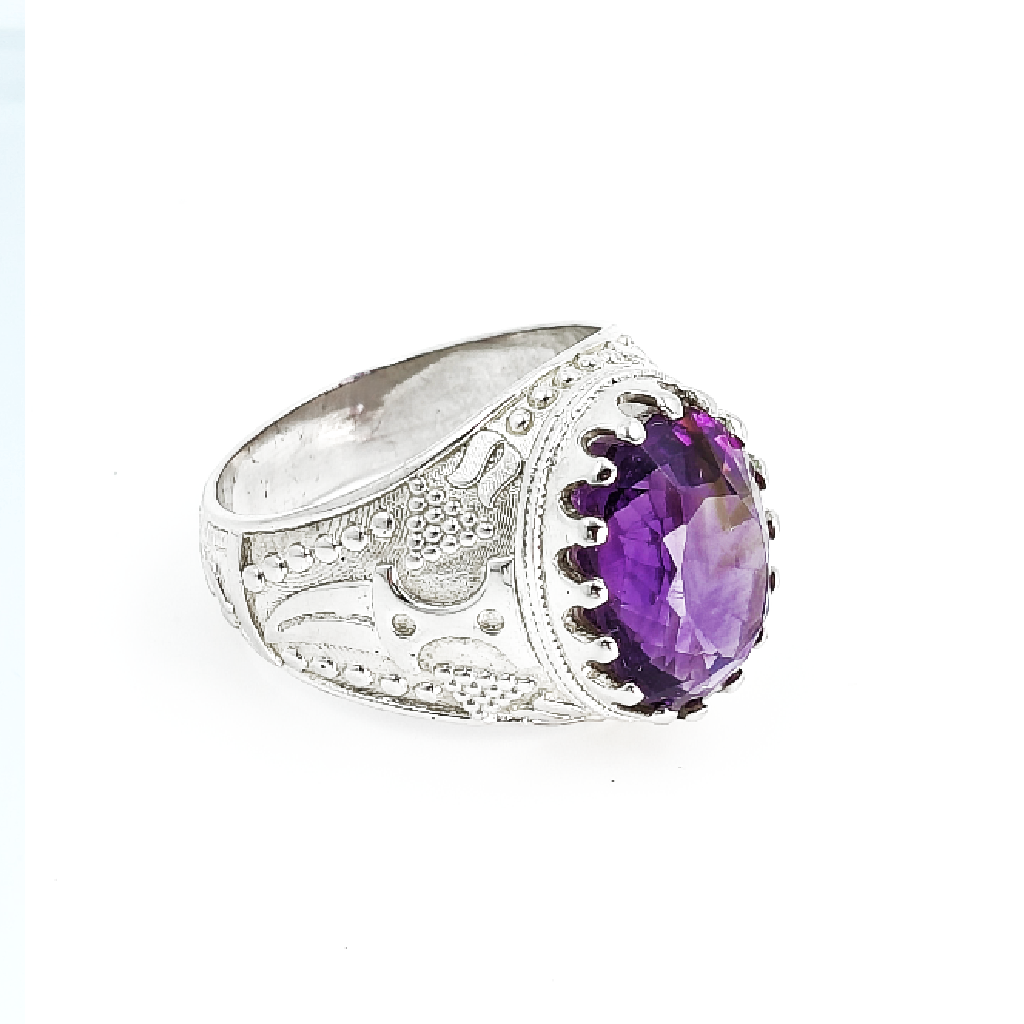 Royal Amethyst Ring (10 Carat)
