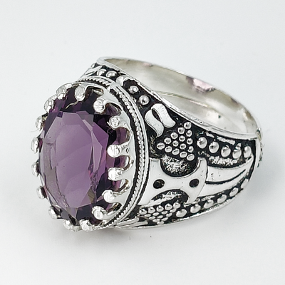 Royal Antique Amethyst Ring (10 Carat)