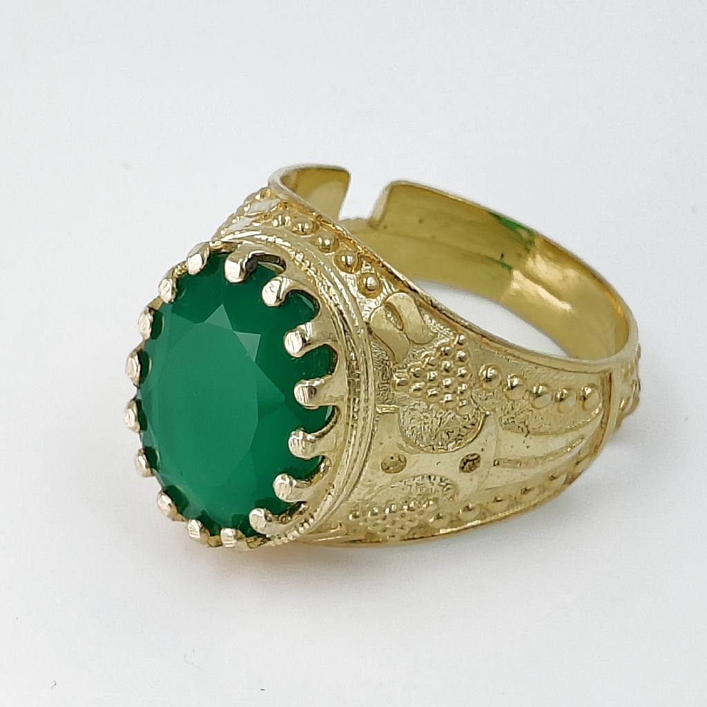 Royal Onyx Ring (9.00 Carat)