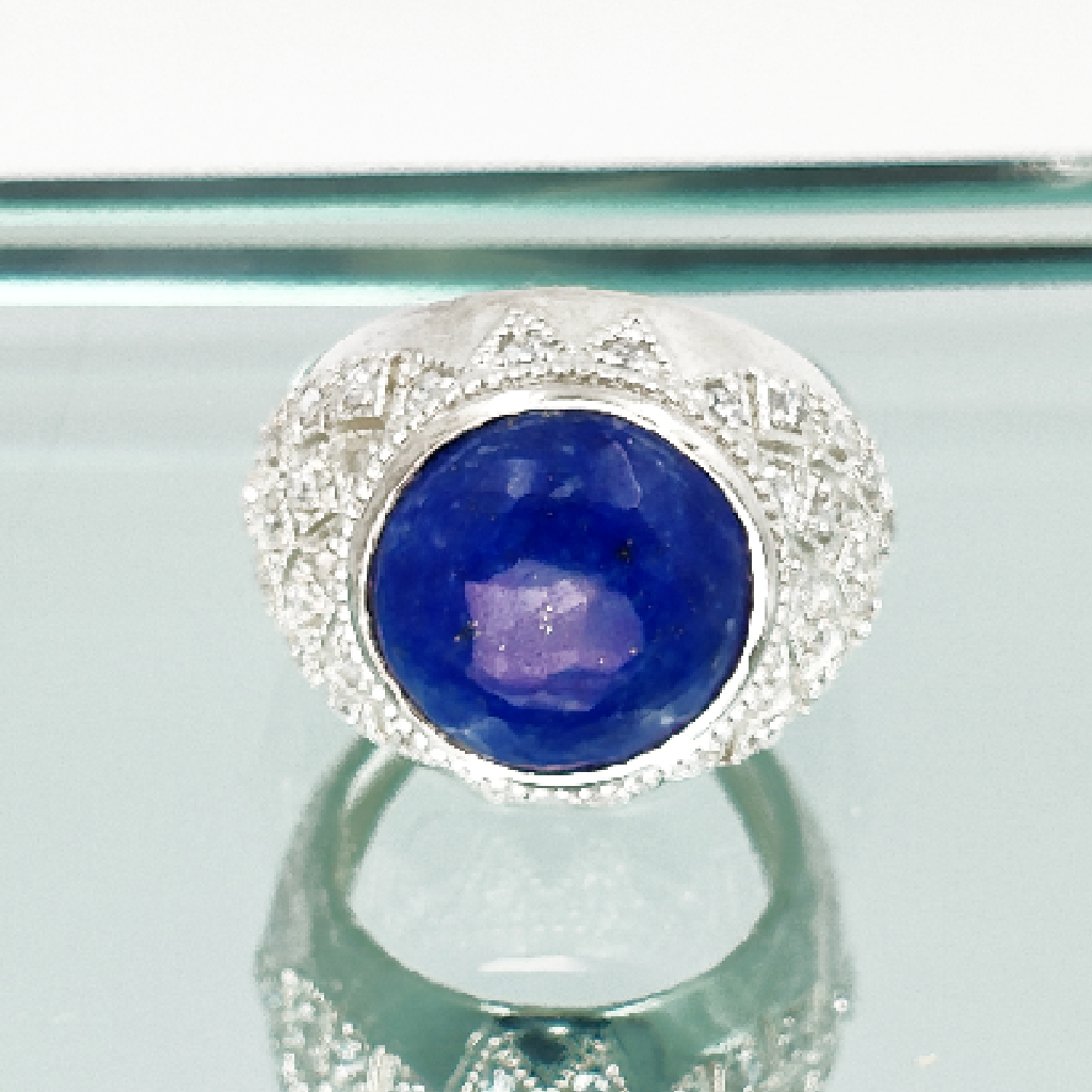 Royal Lapis Lazuli Ring (10 Carat)