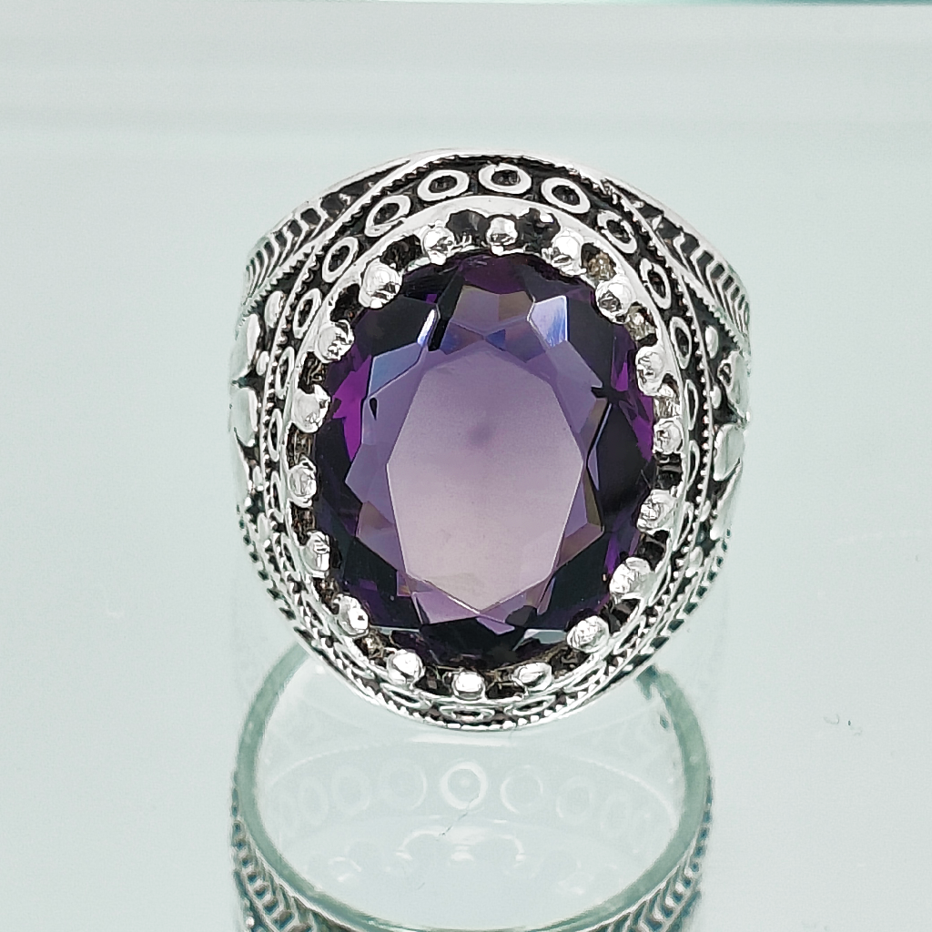 Royal Antique Amethyst Ring (10.50 Carat)