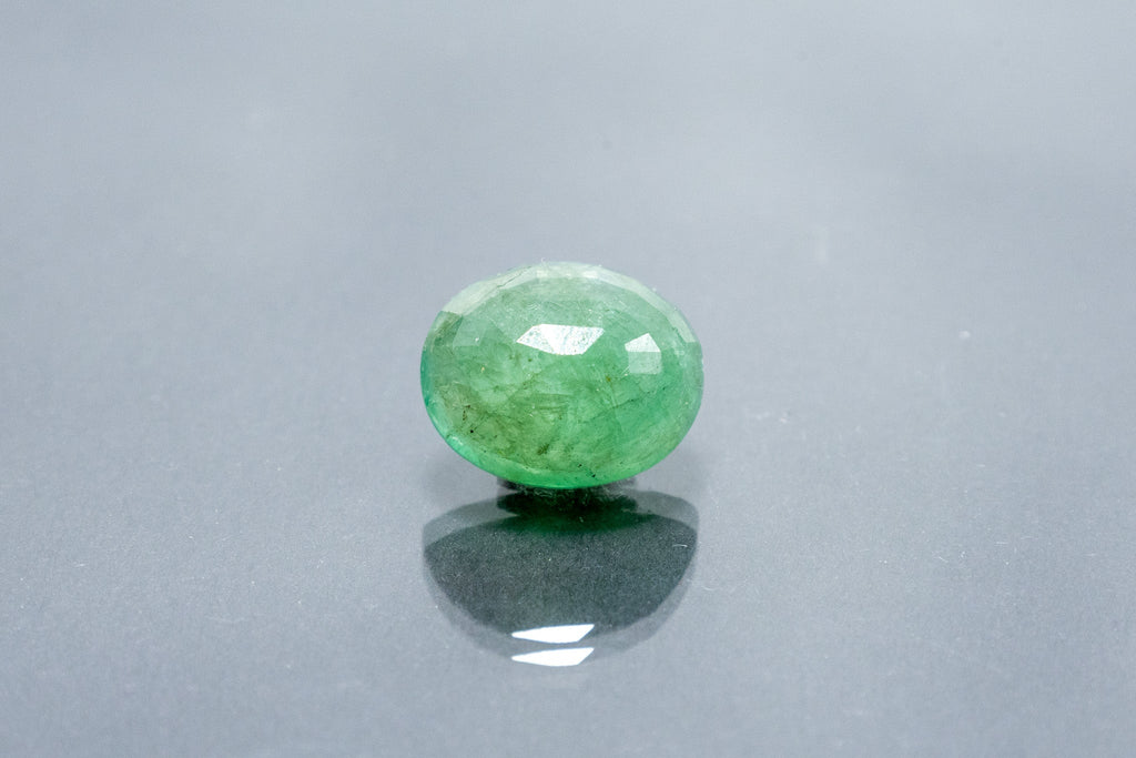 emerald 10.17 carat back image