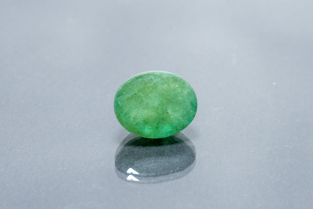 emerald 10.17 carat front image