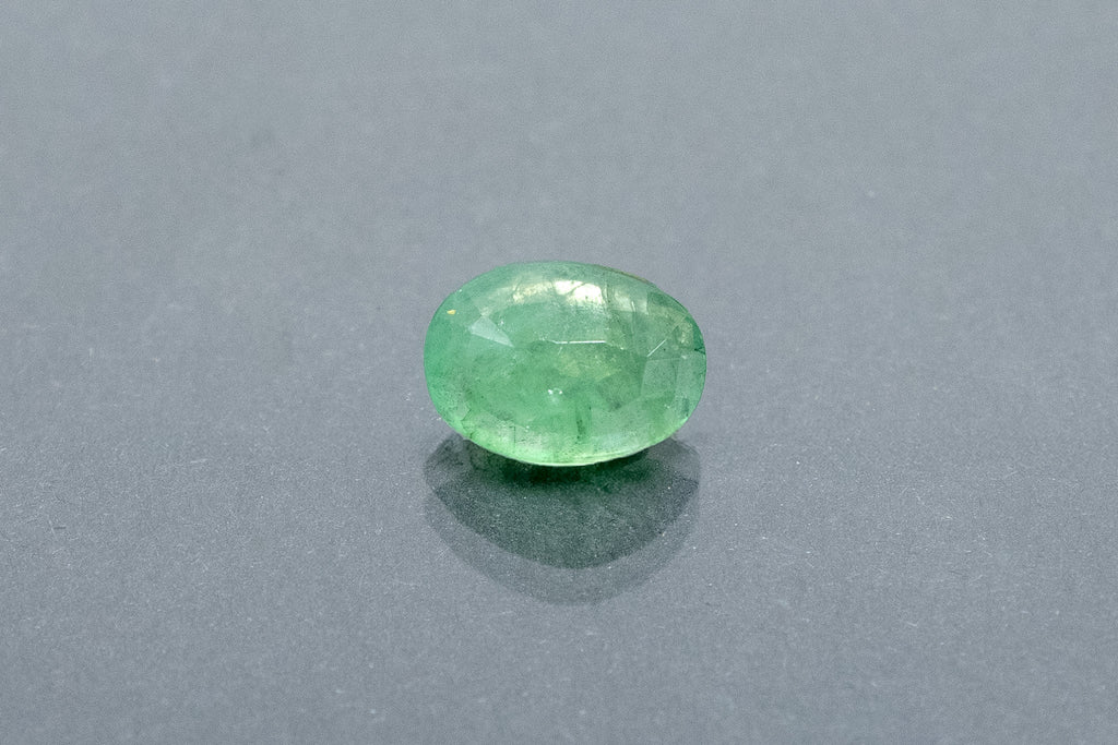 brazilian emerald 2.08 carat back image