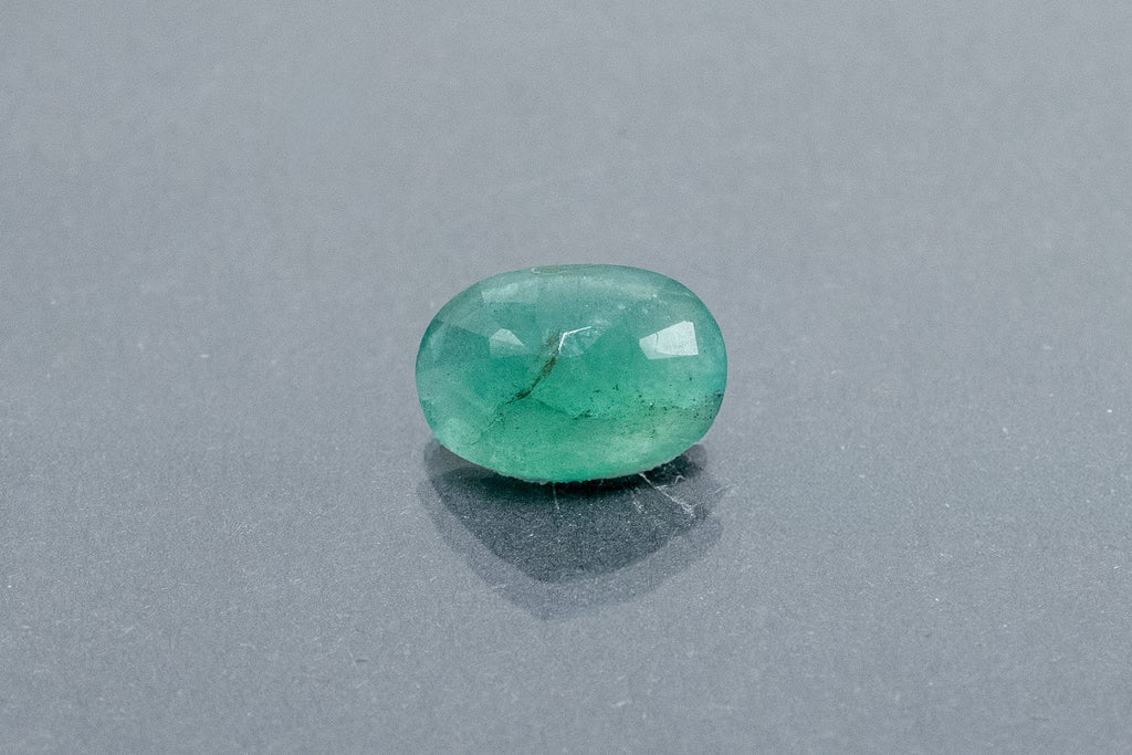brazilian emerald 2.2 carat back image