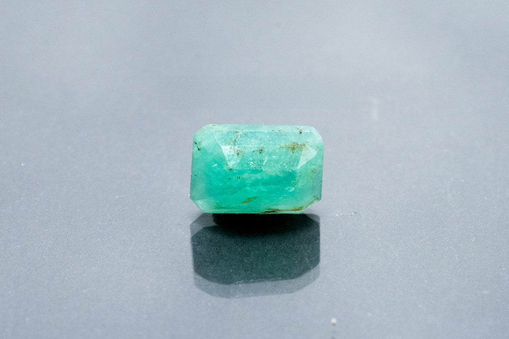 emerald 4.78 carat back image