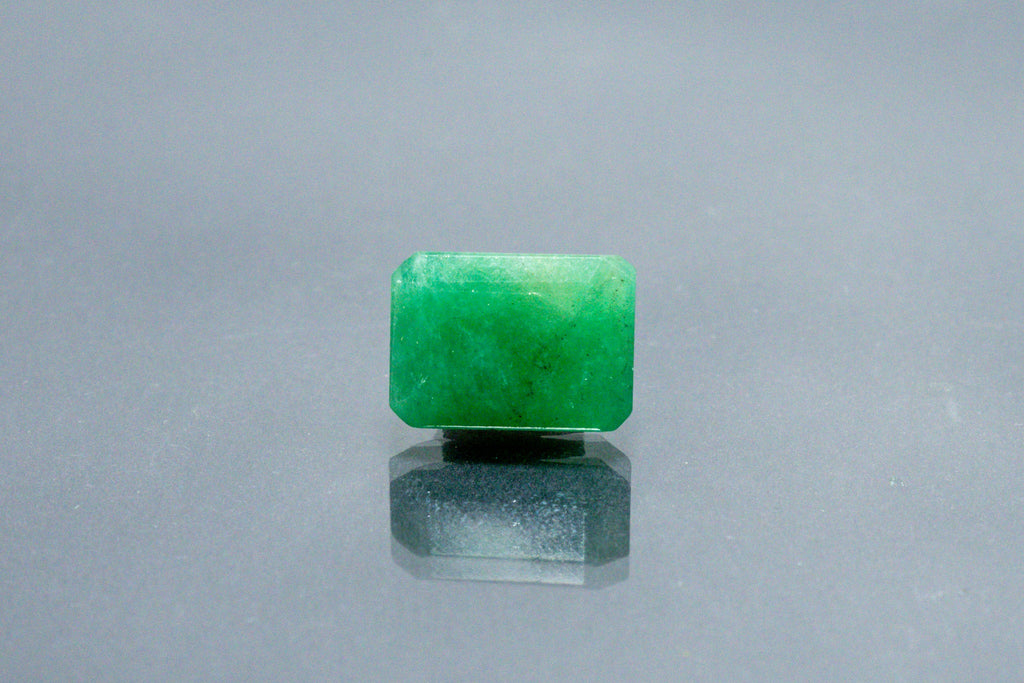 emerald 4.97 carat front image