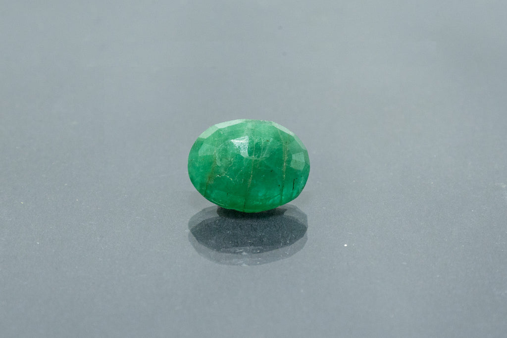 emerald 5.37 carat back image