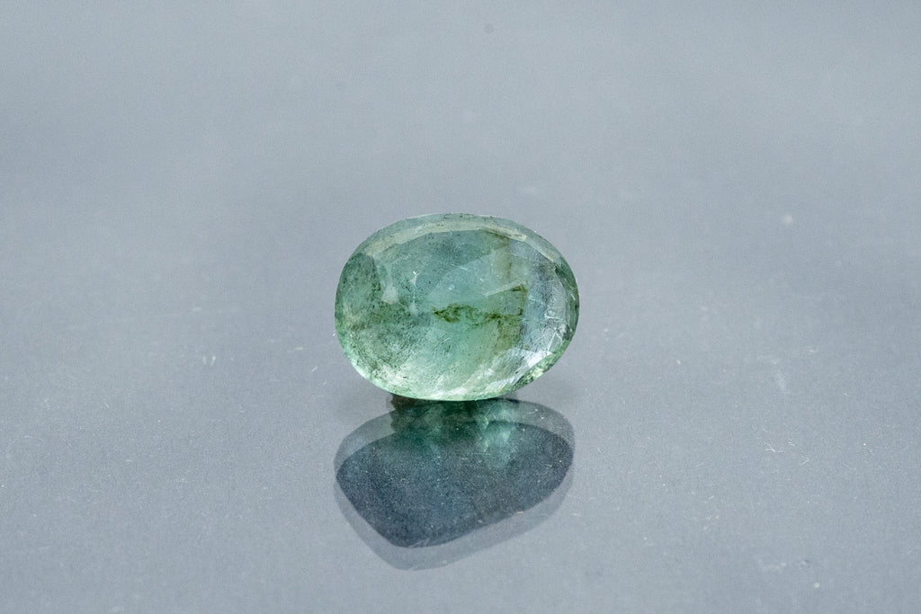 emerald 5.46 carat back image