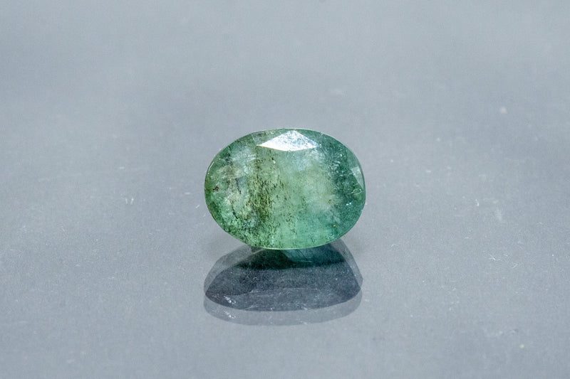 emerald 5.46 carat front image