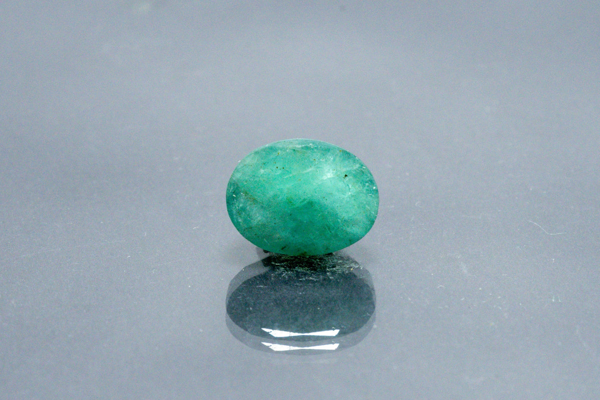 emerald 5.73 carat front image