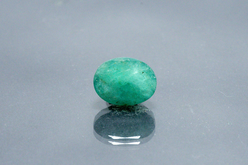emerald 5.73 carat front image