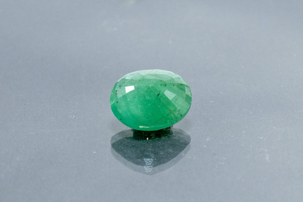emerald 5.74 carat back image