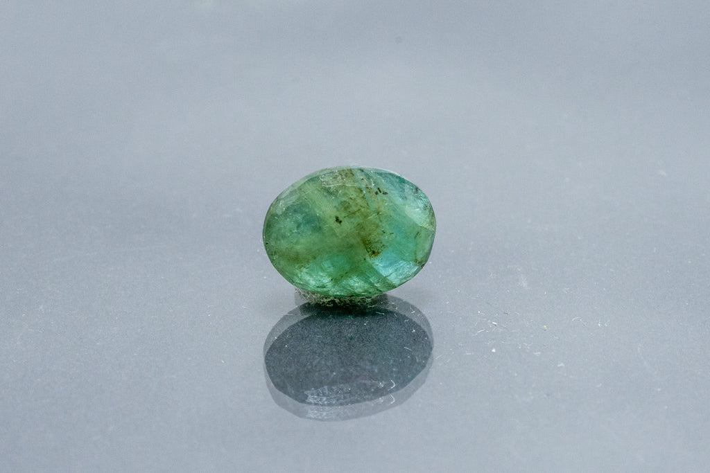 emerald 5.76 carat back image
