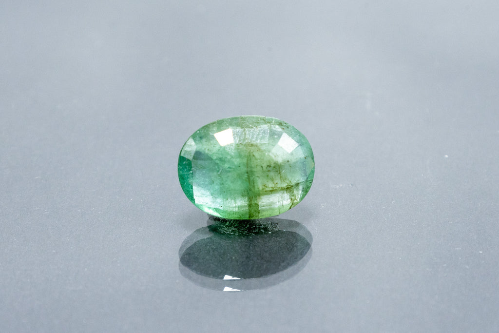 emerald 5.95 carat back image