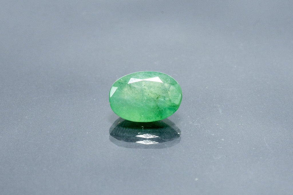emerald 6.17 carat front image