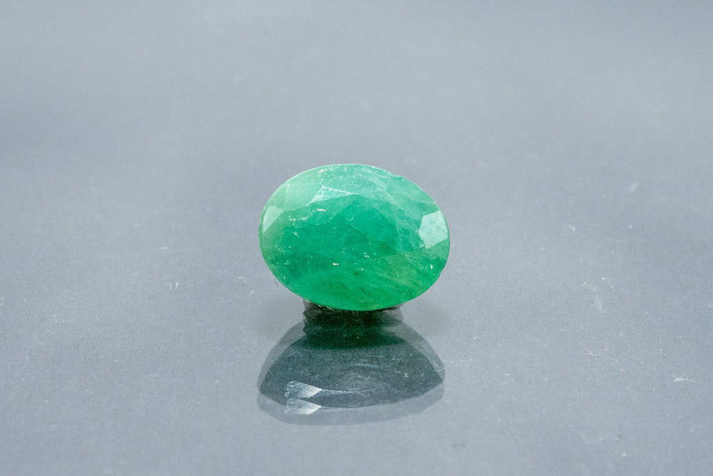 emerald 6.35 carat front image