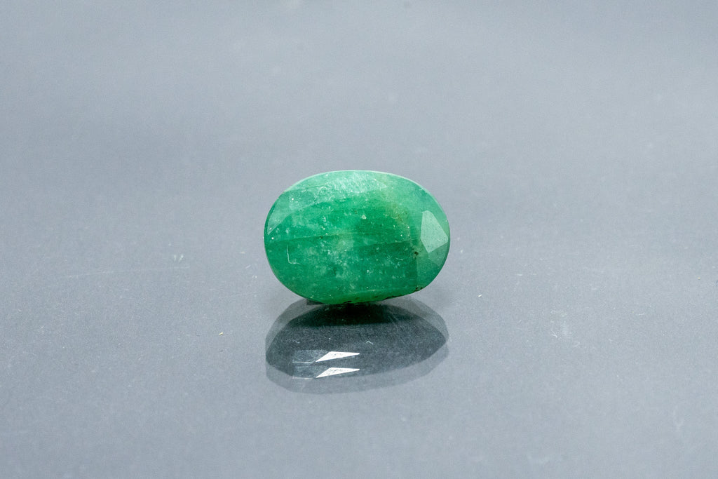 emerald 6.38 carat front image
