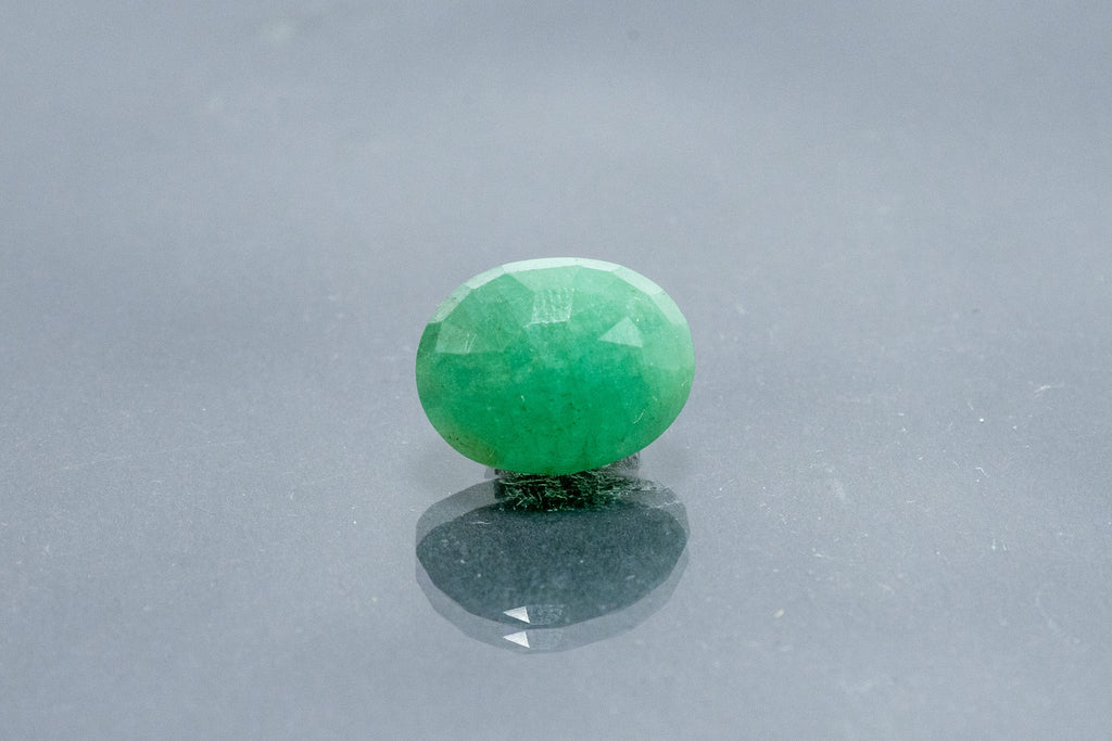 emerald 7.17 carat back image