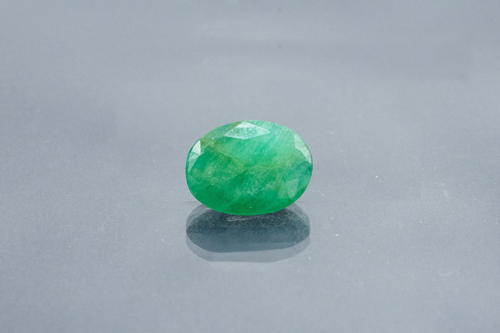 emerald 7.23 carat front image