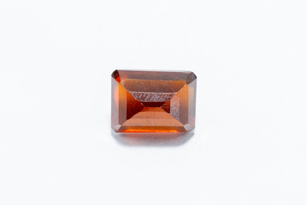 hessonite 9.81 carat back image