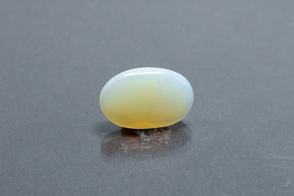 australian opal 3.58 carat back image