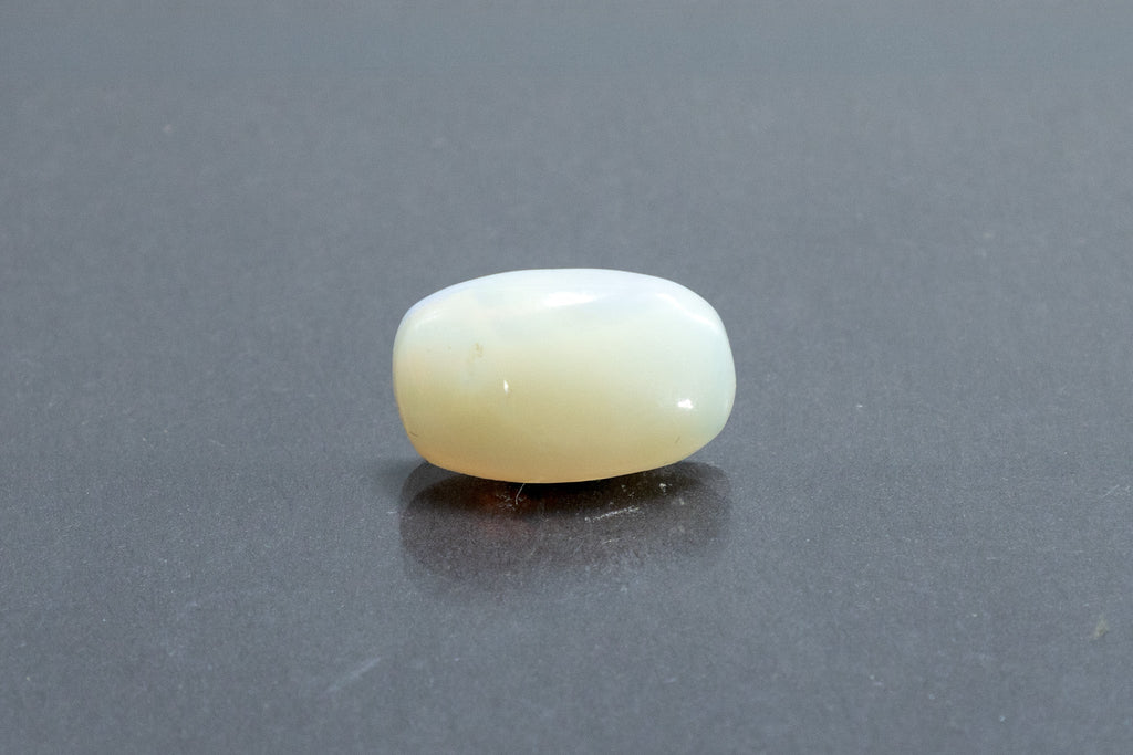 australian opal 5.71 carat back image