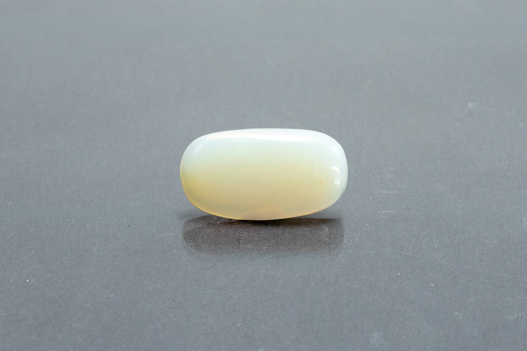 australian opal 8 carat front image