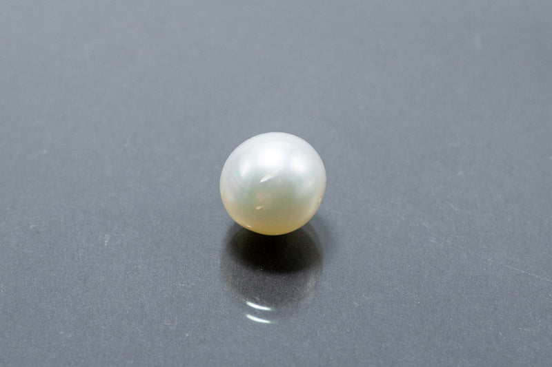 south sea pearl 7.55 carat front image