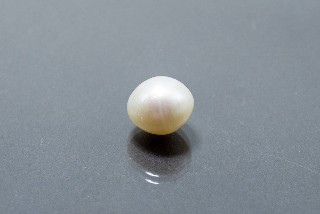 south sea pearl 7.83 carat front image