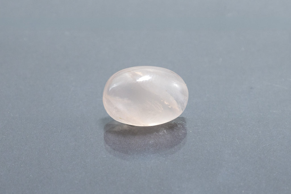 rose quartz 10.3 carat front image