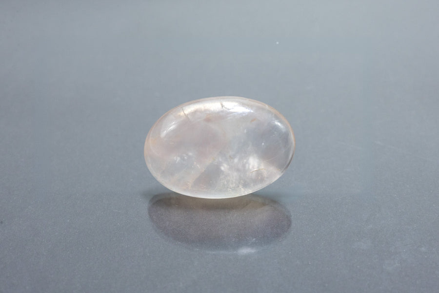 rose quartz 38.66 carat front image