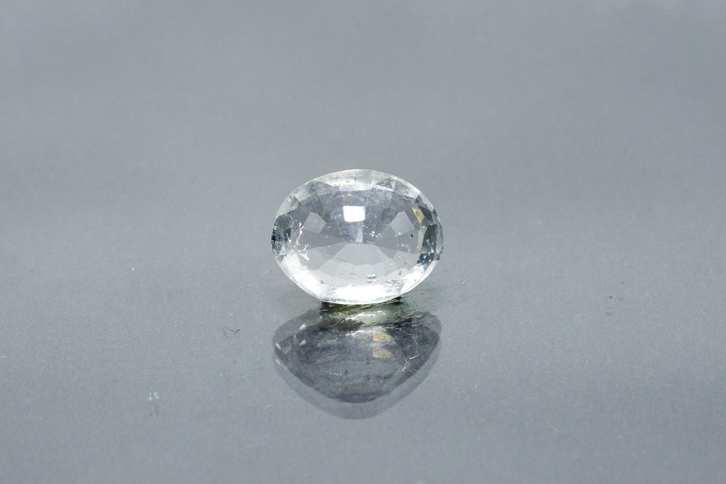 natural topaz 8.04 carat back image