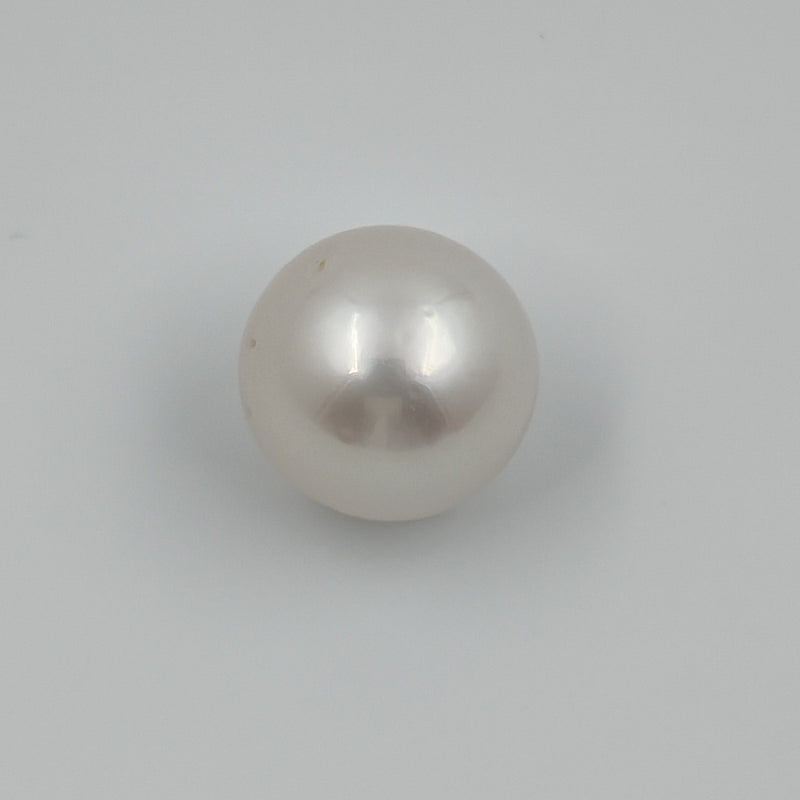 pearl 5.1 carat front image