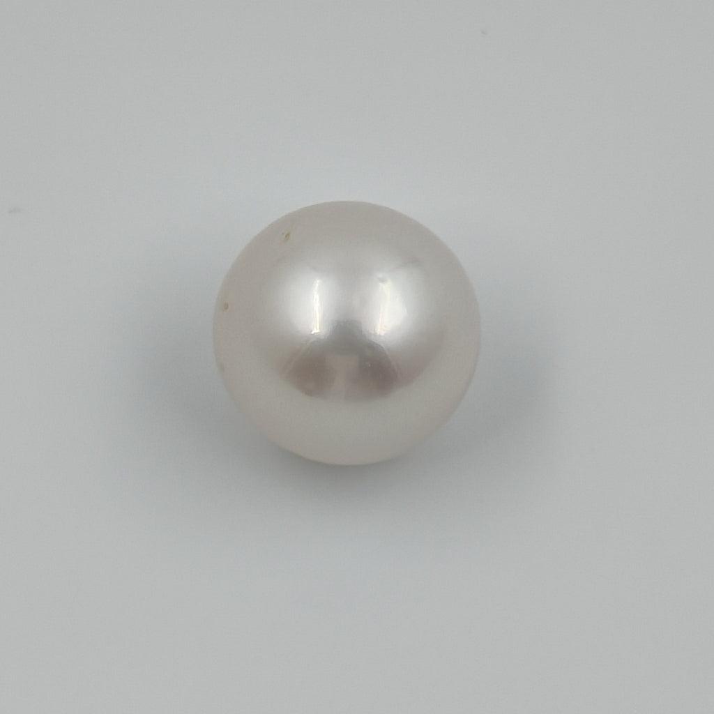 pearl 5.1 carat front image