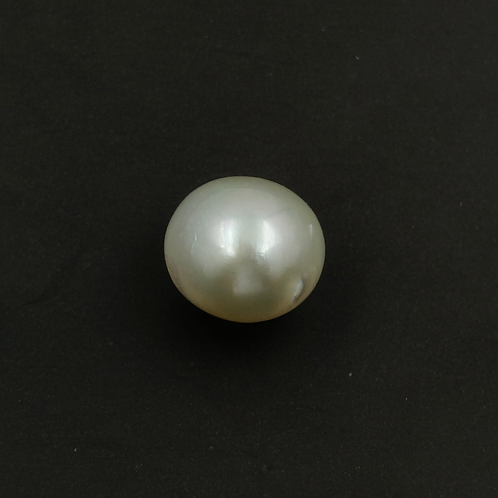 pearl 5.6 carat back image