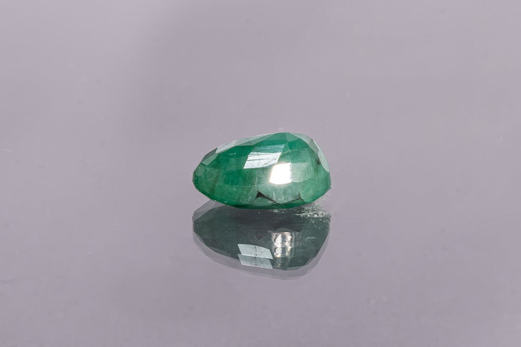 emerald 4.49 carat side image