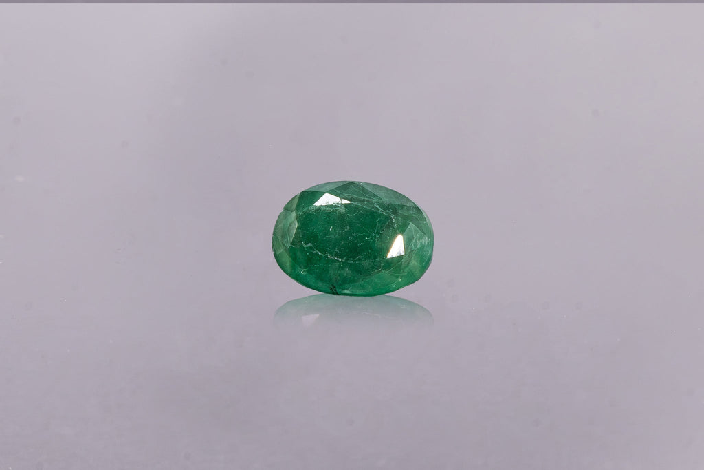 emerald 4.55 carat front image