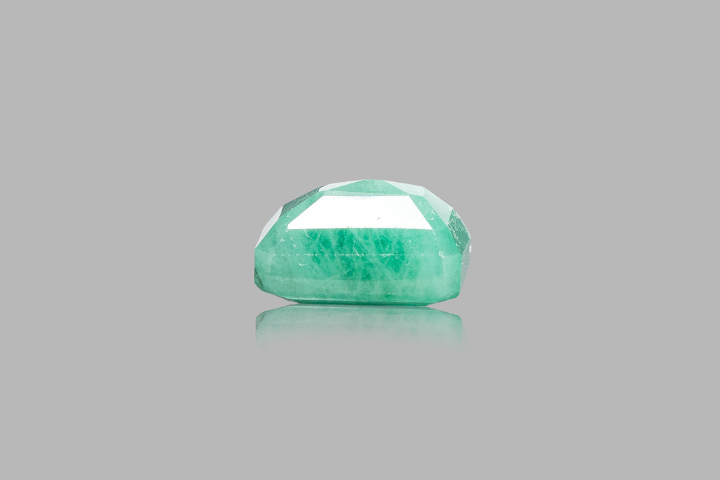 emerald 7.64 carat side image