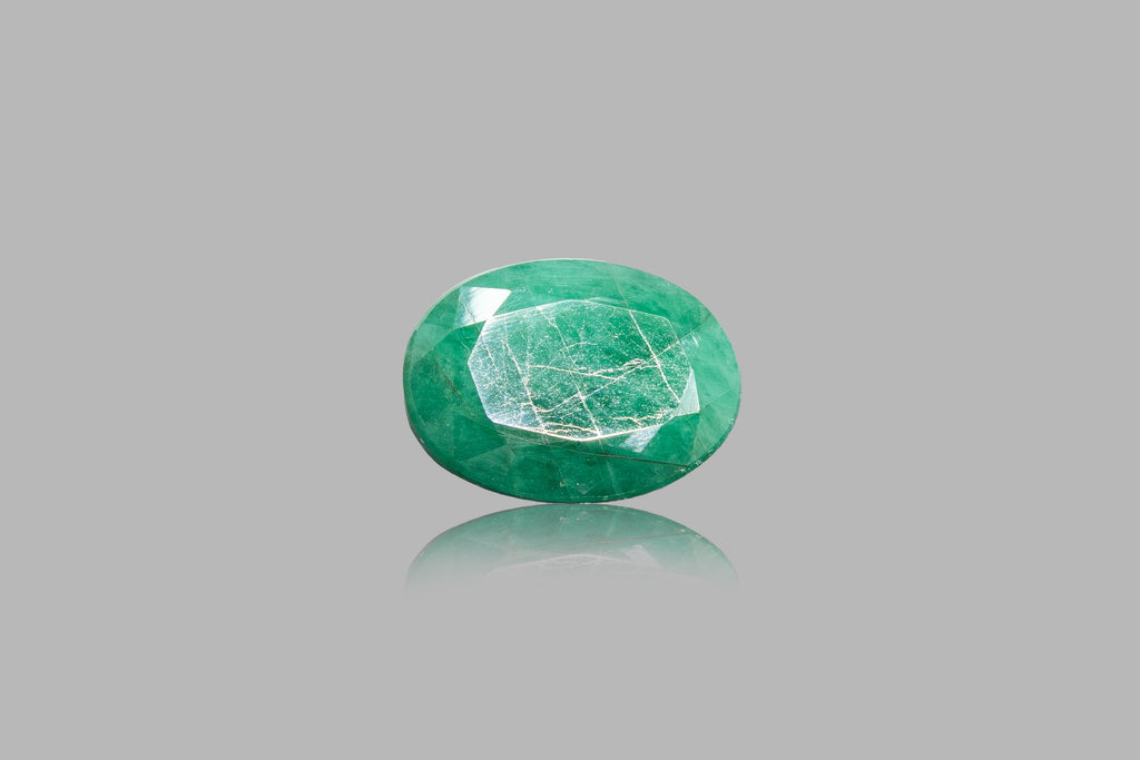 emerald 7.74 carat front image