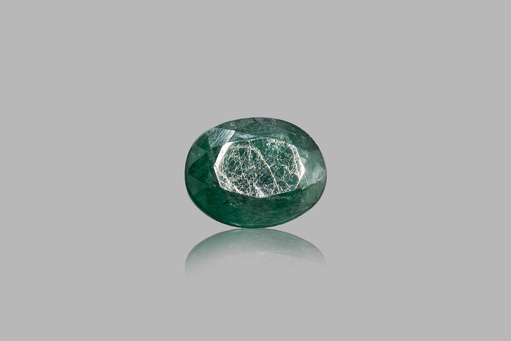 emerald 7.81 carat front image